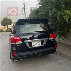 تۆیۆتا لاند کروزەر